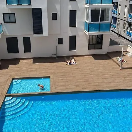 Ola Apartment *